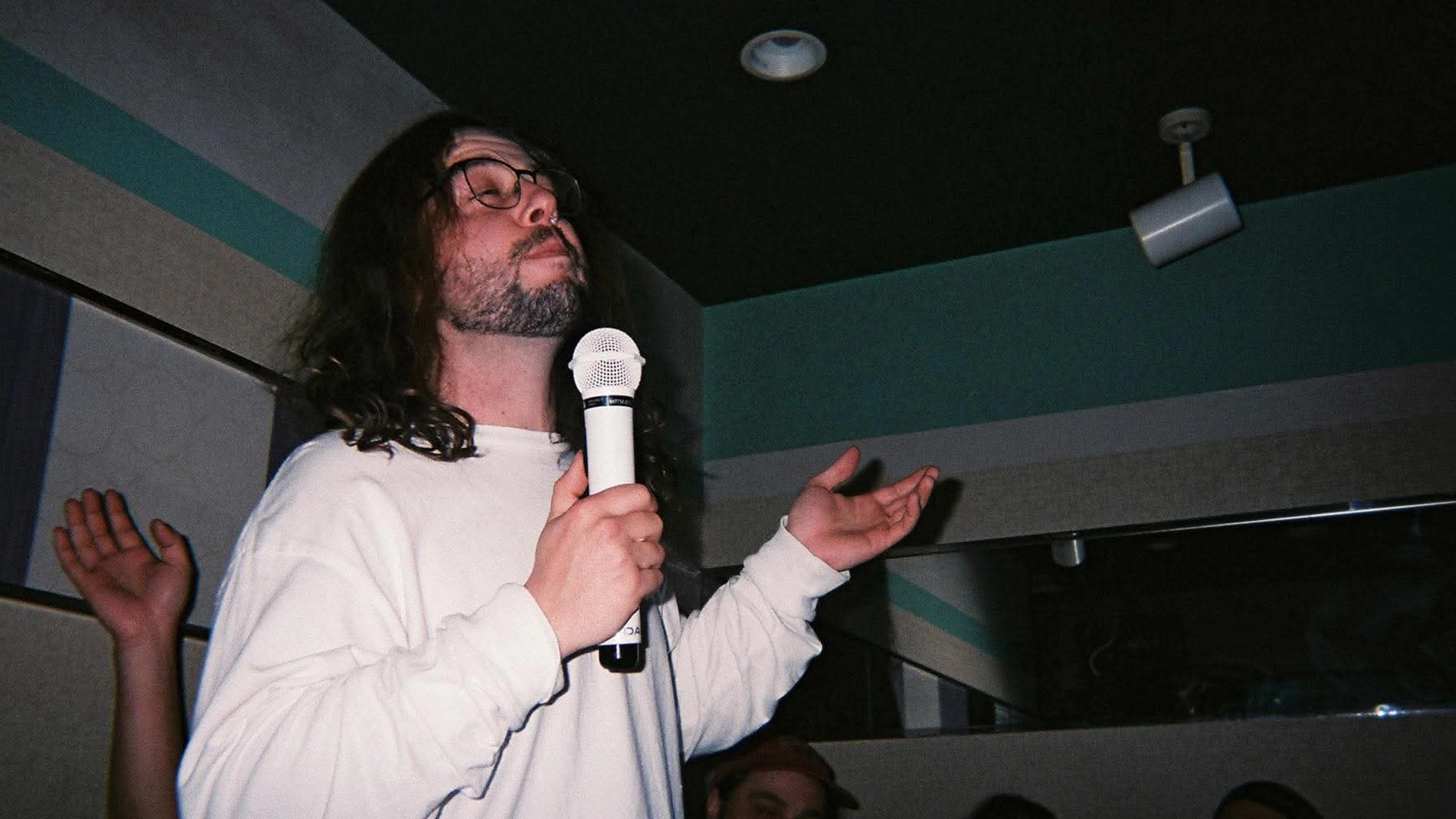 karaoke-2.webp