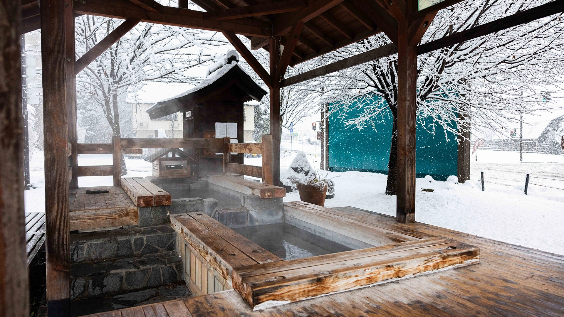 hakuba-foot-onsen.webp