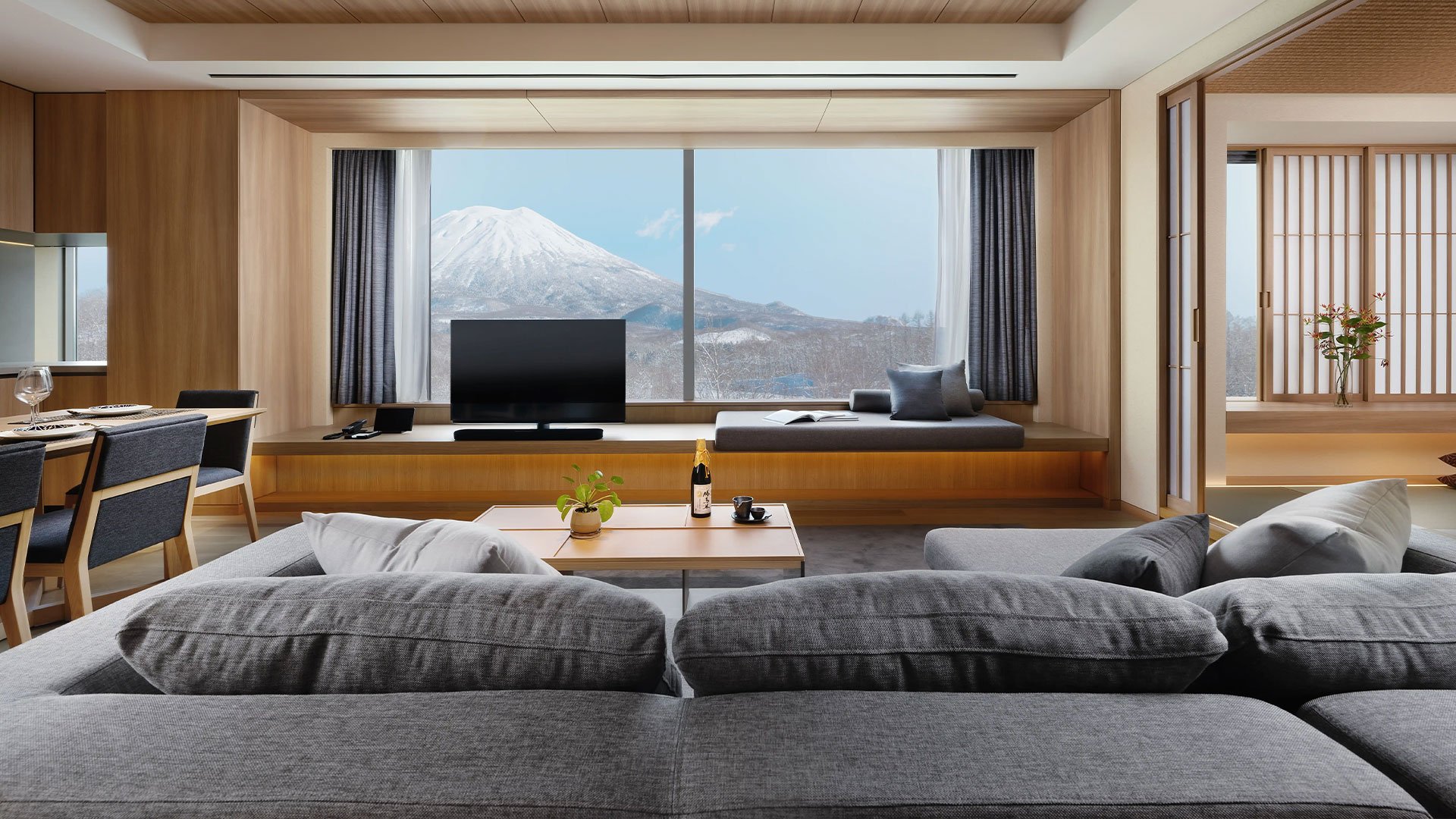 5br-yotei-suite-tatami.jpg
