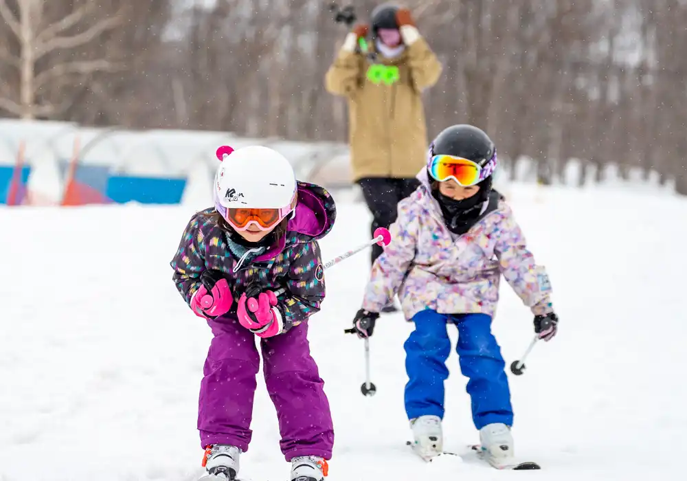 kids-week-ski.webp